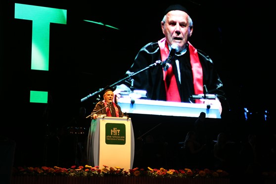 Mr Stef Wertheimer speaking after receiving his honorary degree