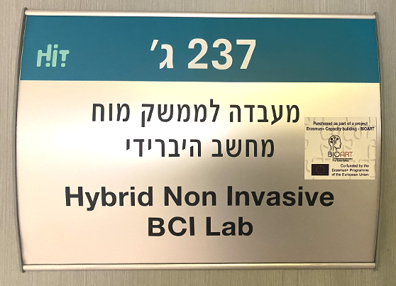 Hybrid Nano Invasive BCI Lab