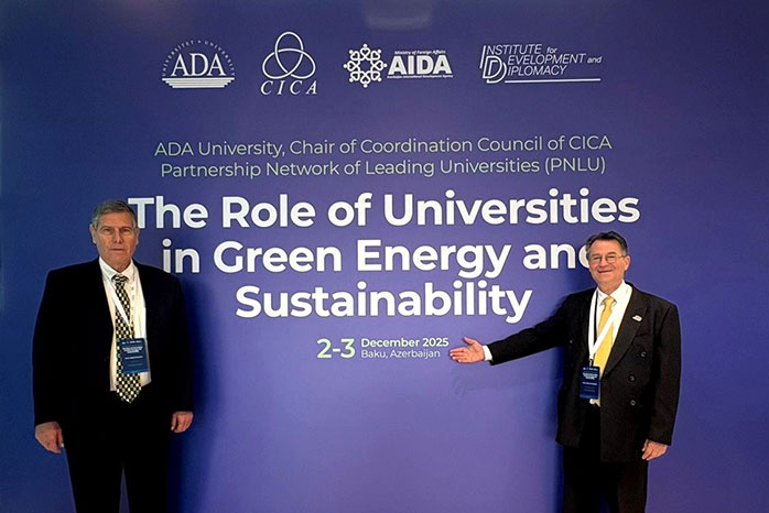 On the right are Prof. Haim Dotan and Prof. Oded Potchefstroom.
