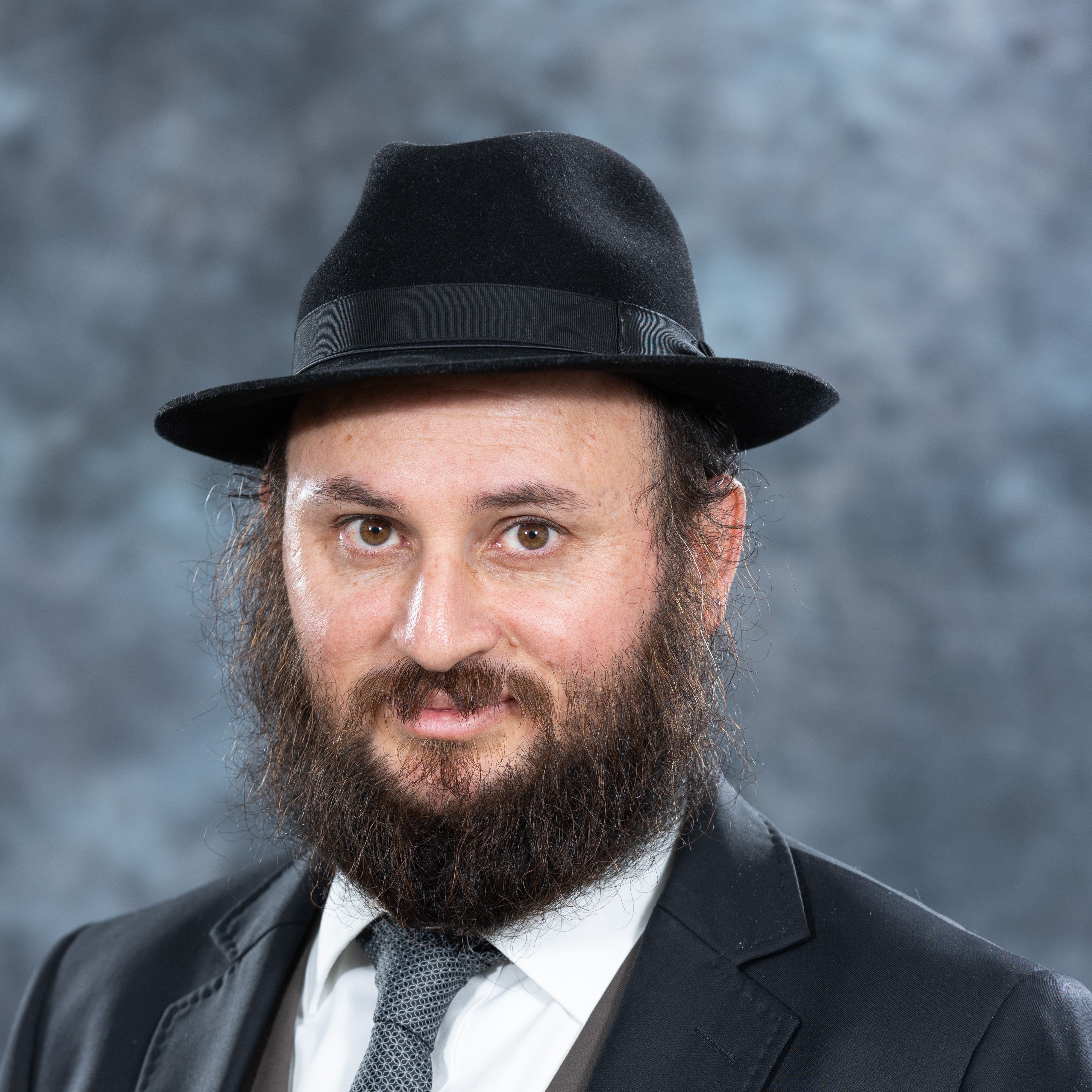 Dr. Alperovitch Lior