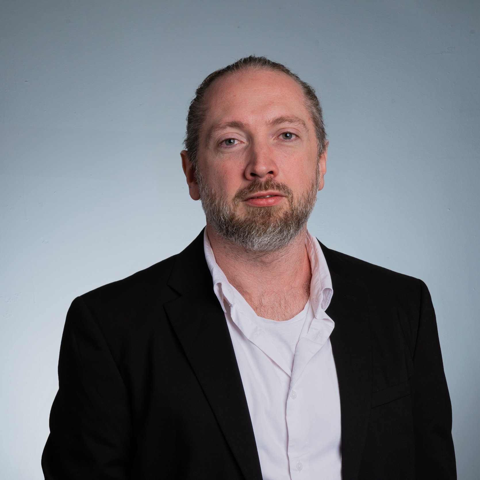 Dr. Vancak Valentin