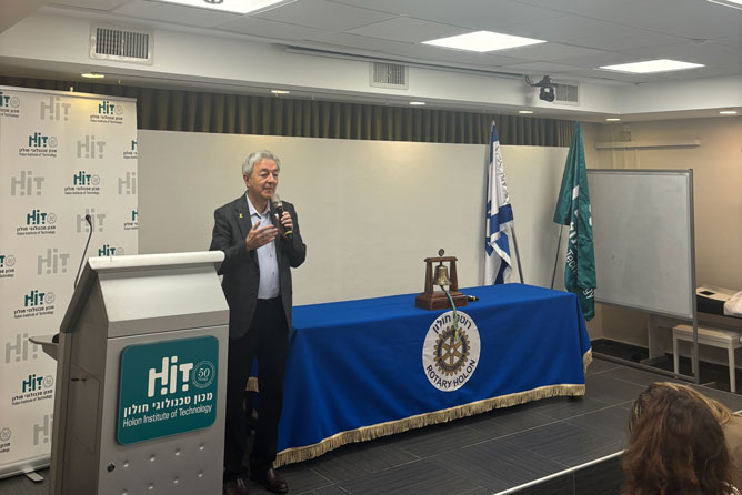 נשיא HIT, פרופ' אדוארד יעקובוב