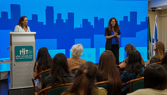 מספר שיא של 120 סטודנטיות בשנה א' ללימודים, התקבלו לתוכנית 